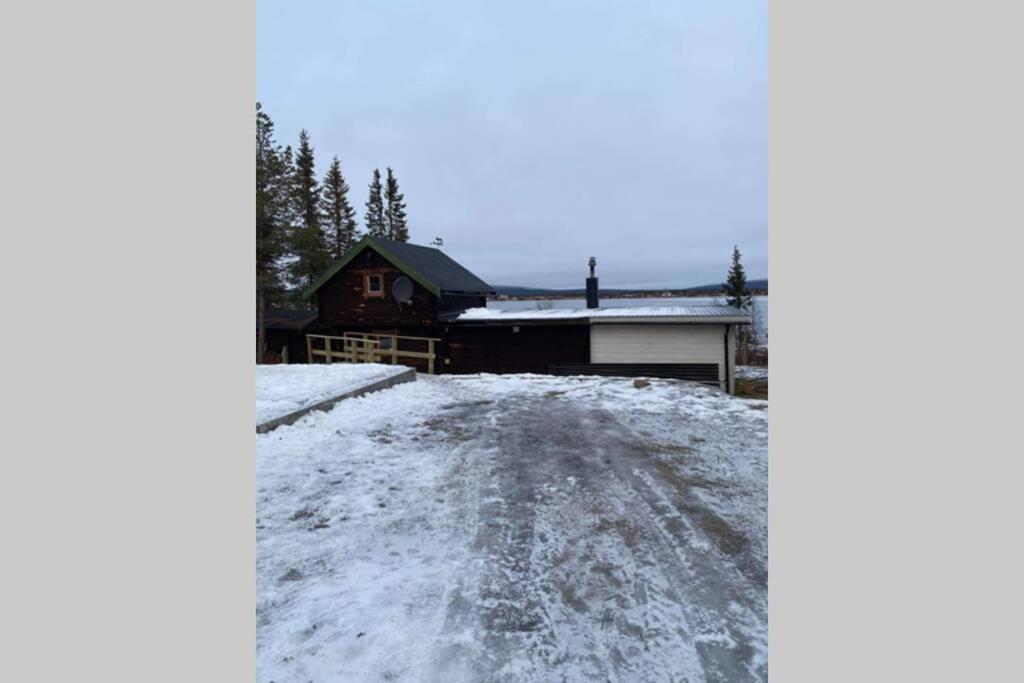 Northernlight cabin with reindeers Kiruna Exterior foto